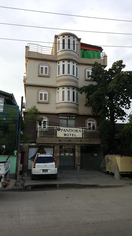 Pandora Motel Yangon Esterno foto