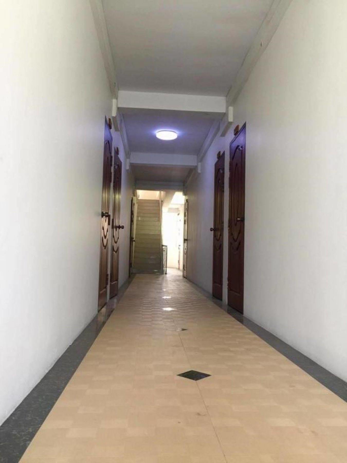 Pandora Motel Yangon Esterno foto